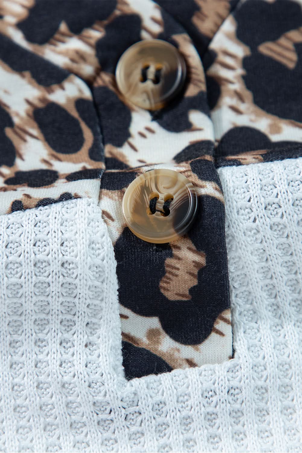 White leopard v-neck knit top - Love Salve